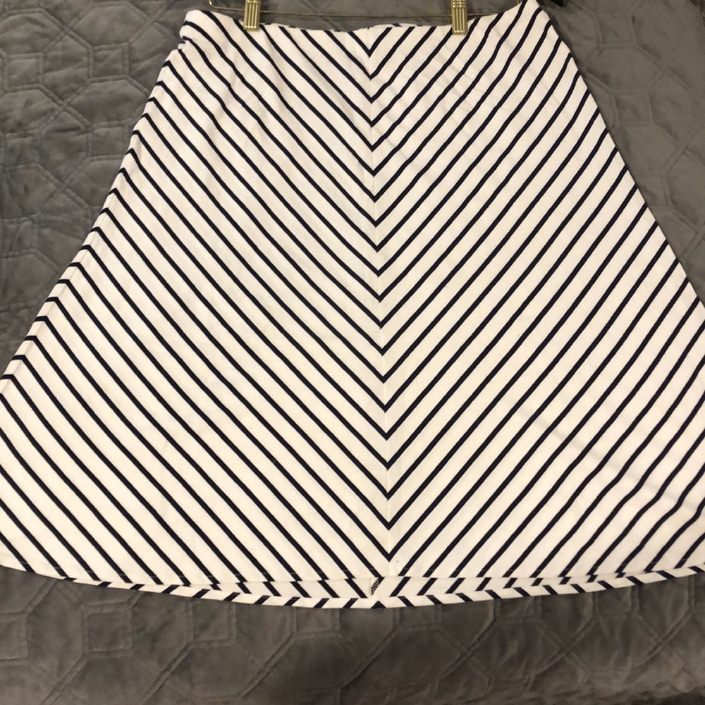 Ann Taylor Aline Skirt